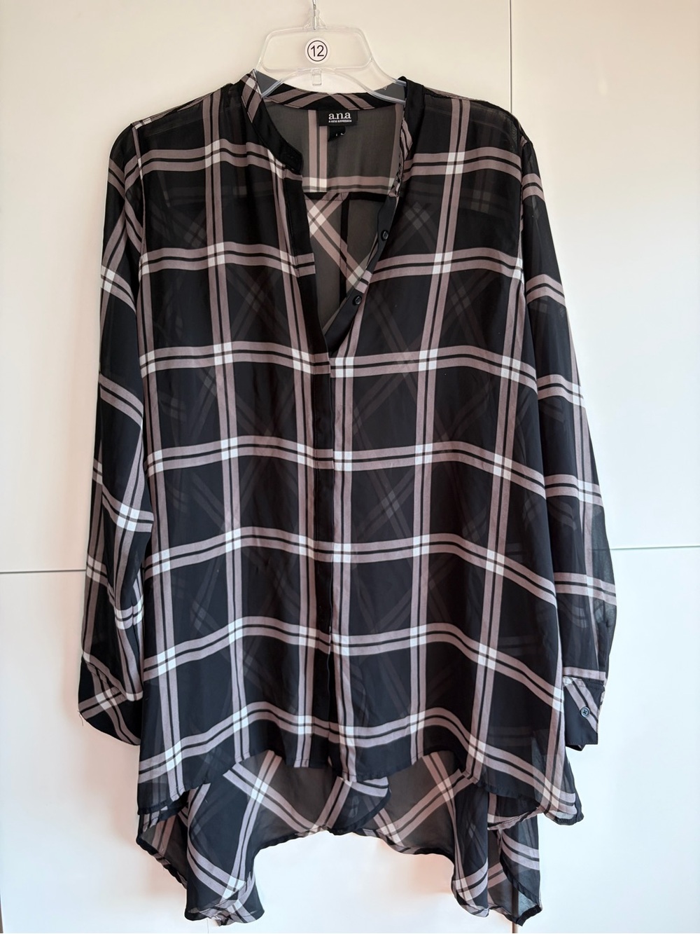 a.n.a Women’s Black White Plaid Sheer Button-Front Shirt Size large